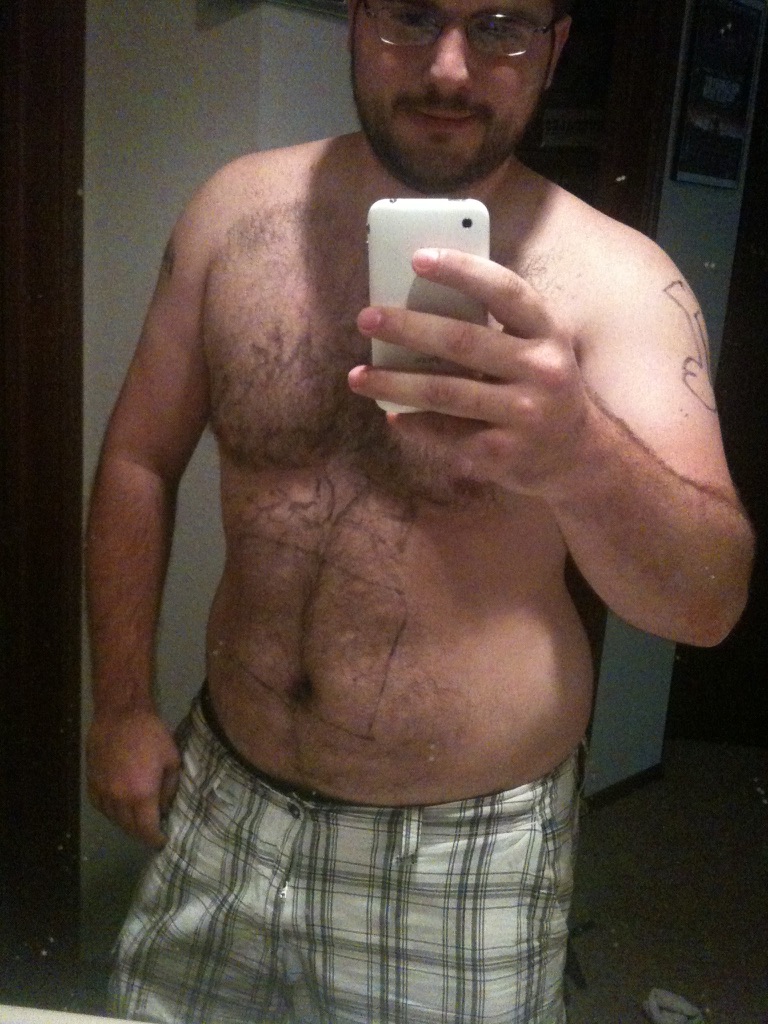 Shawn Lopp taking an older iPhone mirror photo